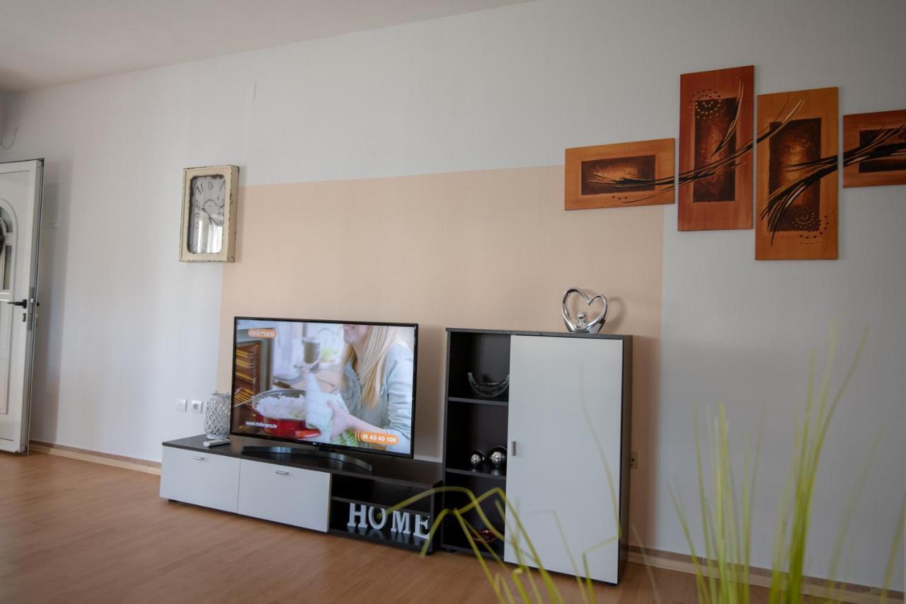 Apartments Mamut Trogir Exterior photo